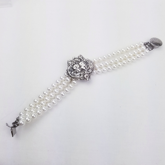 Artisan 925 SS & Faux Pearl Bracelet & Earrings - Picture 9 of 16